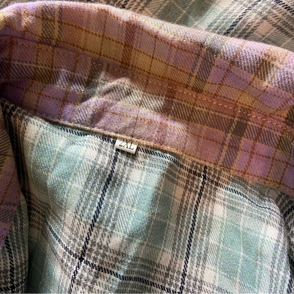 Colorful Patchwork Colorful Flannel Plaid Shirt Raw Hem Cropped Volup 2X - Picture 10 of 11